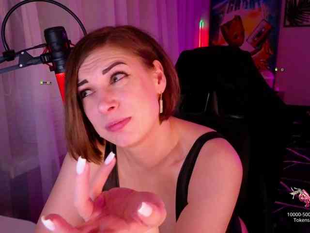 LadyLL webcam