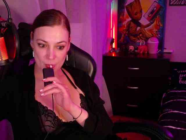 LadyLL