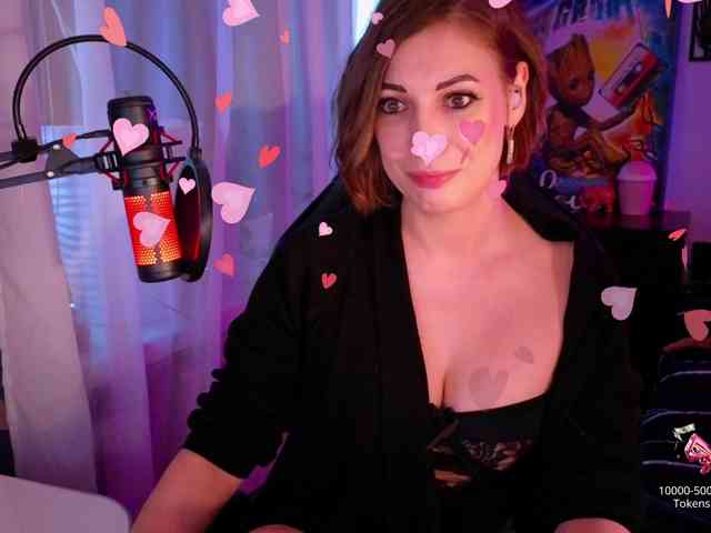 LadyLL webcam