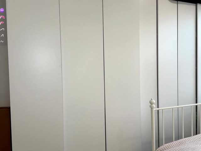 CaronPenniston's BongaCams show and profile