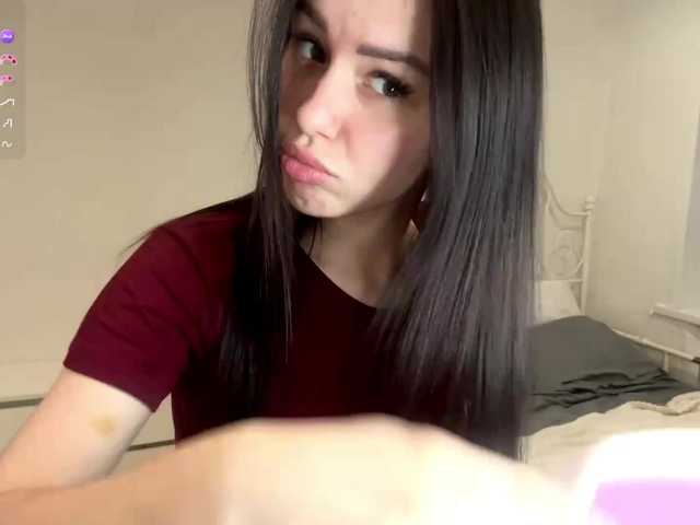 CaronPenniston's BongaCams show and profile