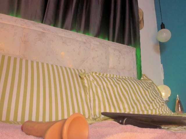 BlueValery live webcam show