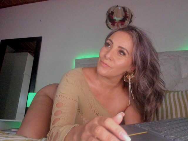 BlueValery live cam on BongaCams