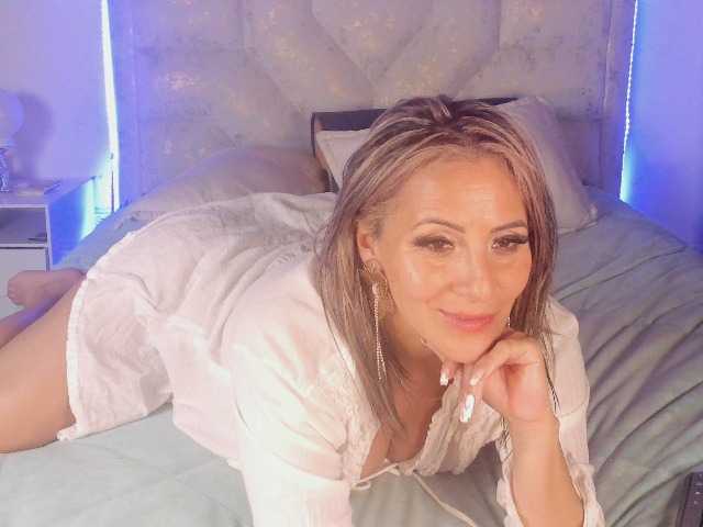 BlueValery live cam on BongaCams