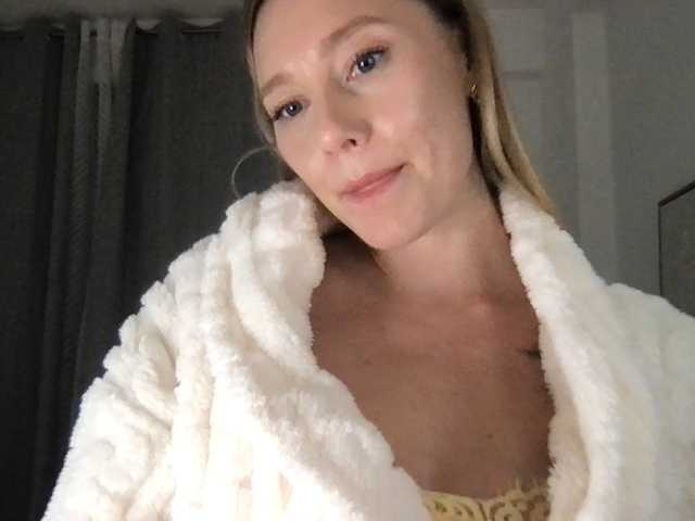 StellaMuse, en directo ahora en BongaCams
