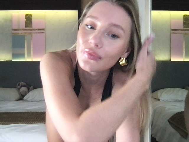 StellaMuse live webcam show