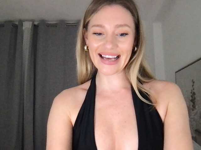 StellaMuse live cam on BongaCams