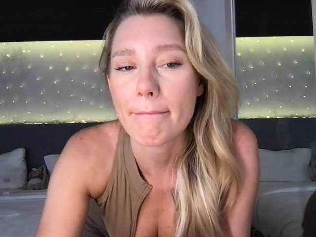 StellaMuse webcam