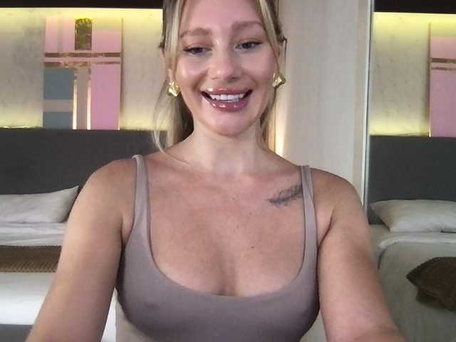 StellaMuse live cam