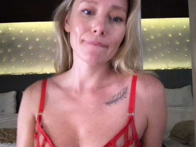 StellaMuse live cam on BongaCams
