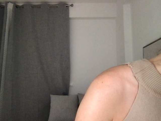 StellaMuse live cam on BongaCams