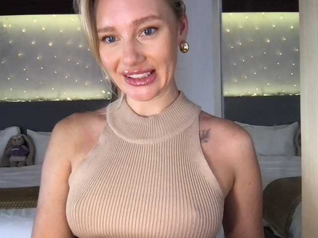 stellamuse live sex show