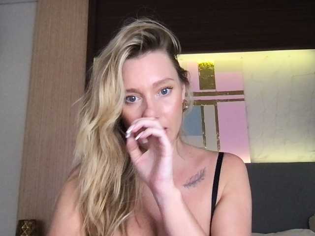 StellaMuse live webcam show