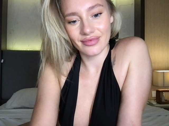StellaMuse live cam on BongaCams