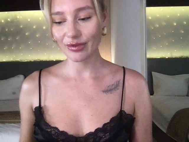 StellaMuse webcam