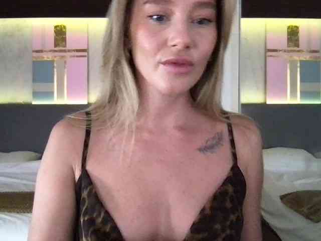 StellaMuse webcam