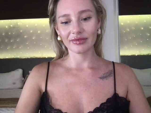 StellaMuse webcam