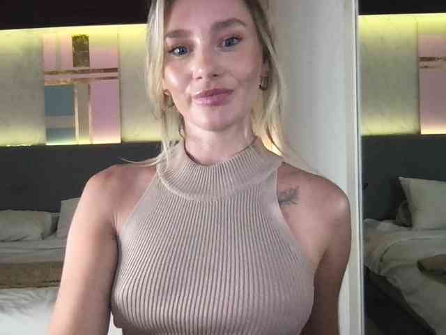 StellaMuse webcam