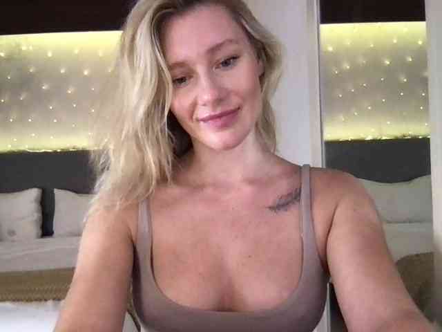StellaMuse Live Webcam on BongaCams
