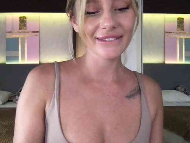 StellaMuse webcam