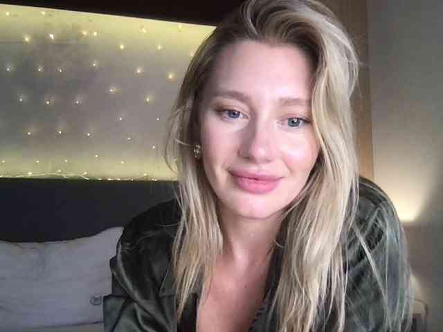 StellaMuse webcam