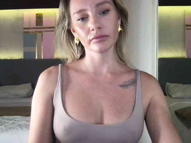 StellaMuse webcam