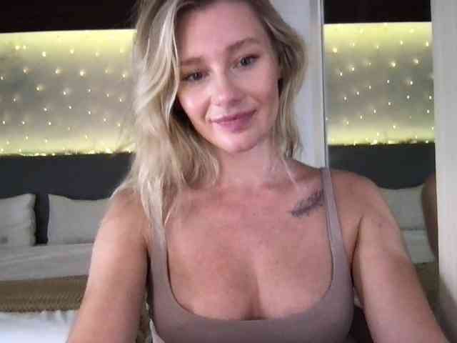 StellaMuse webcam