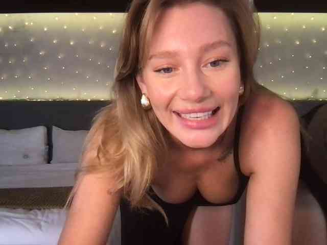 StellaMuse webcam