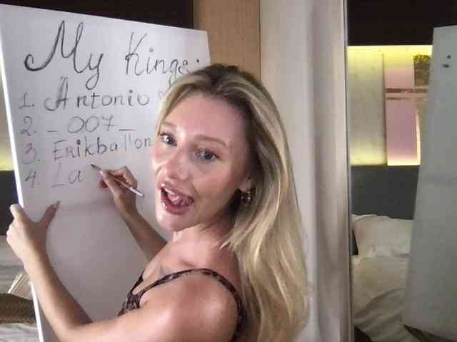 StellaMuse Sex Cam Show