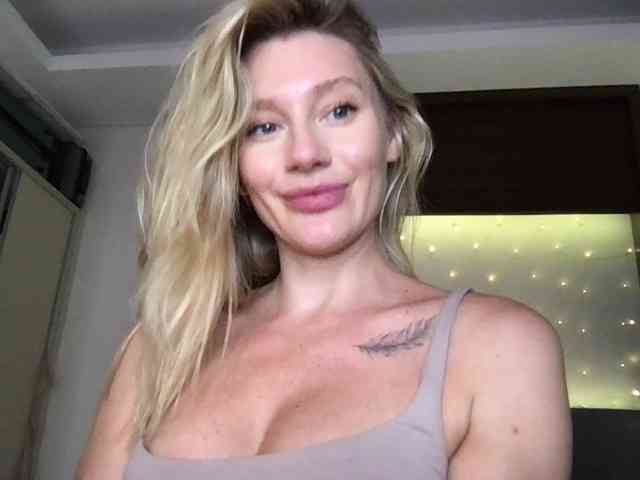 StellaMuse webcam