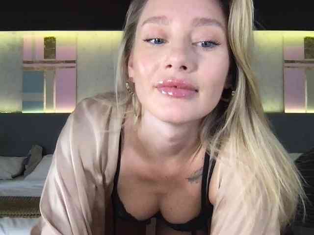 StellaMuse webcam