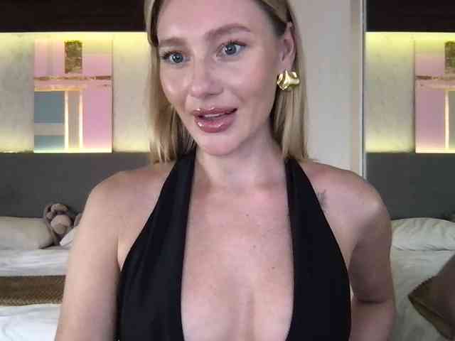 StellaMuse webcam