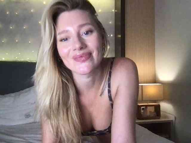 StellaMuse webcam
