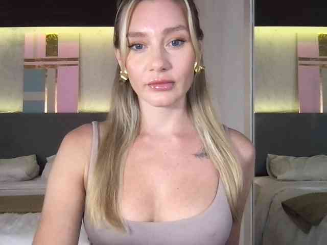 StellaMuse webcam