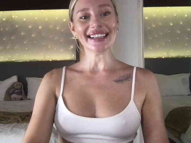 StellaMuse webcam