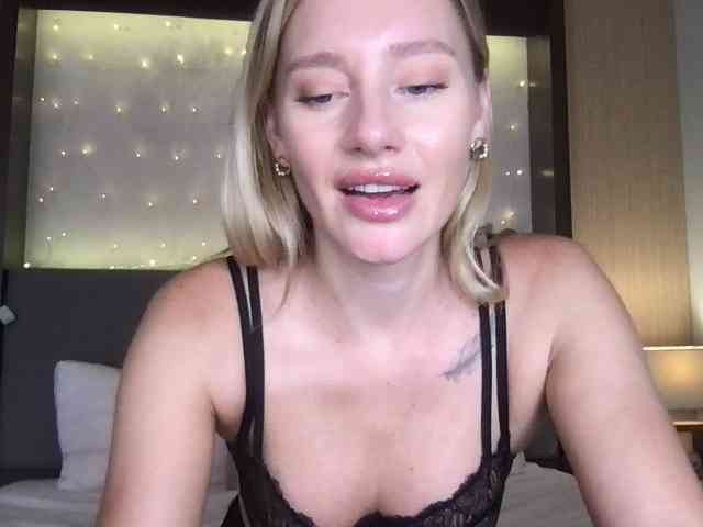 StellaMuse webcam