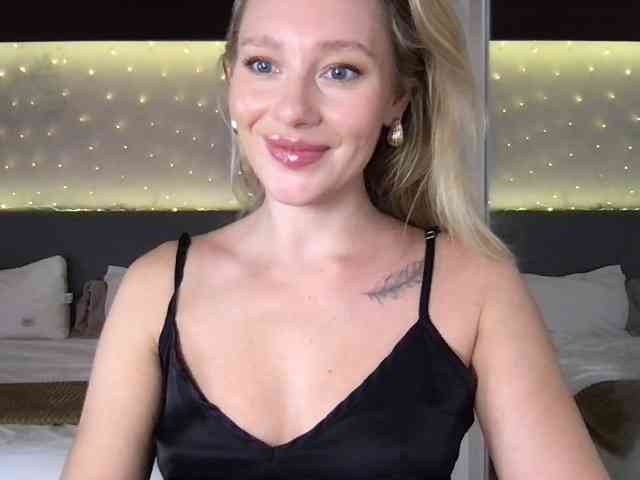 StellaMuse webcam