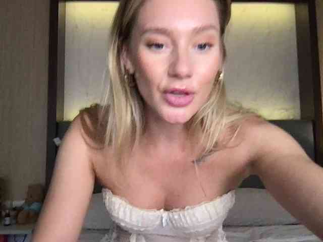 StellaMuse webcam