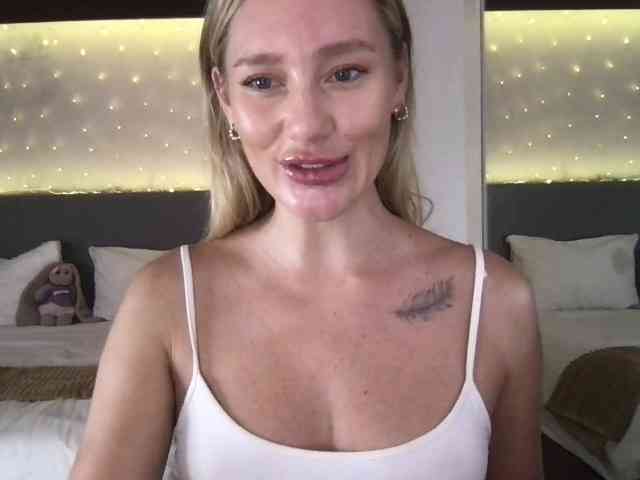 StellaMuse webcam