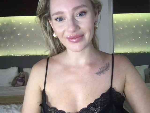 StellaMuse webcam
