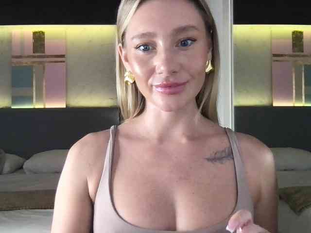StellaMuse webcam