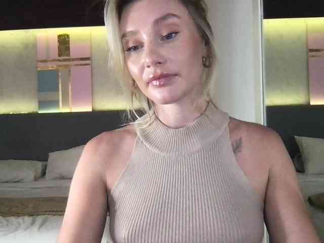 StellaMuse webcam