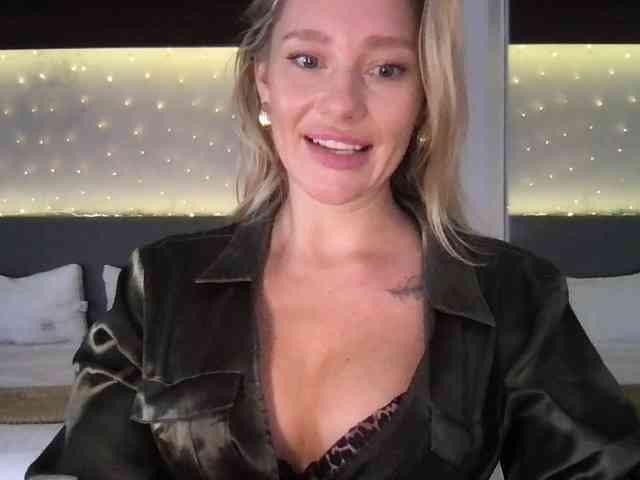 StellaMuse webcam