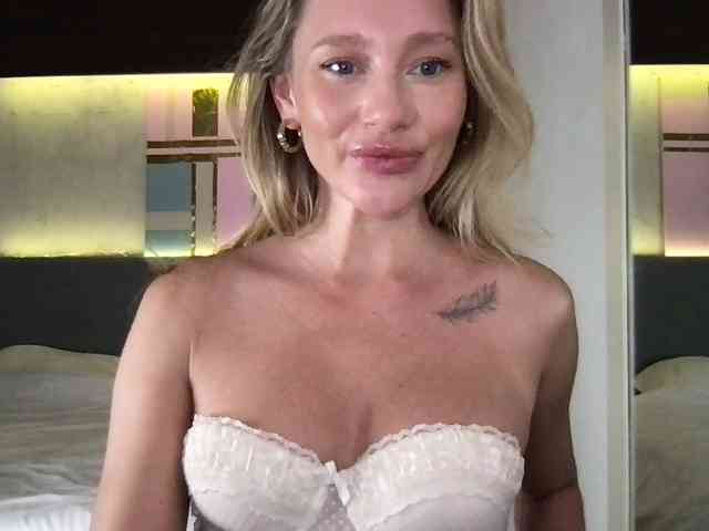 StellaMuse webcam