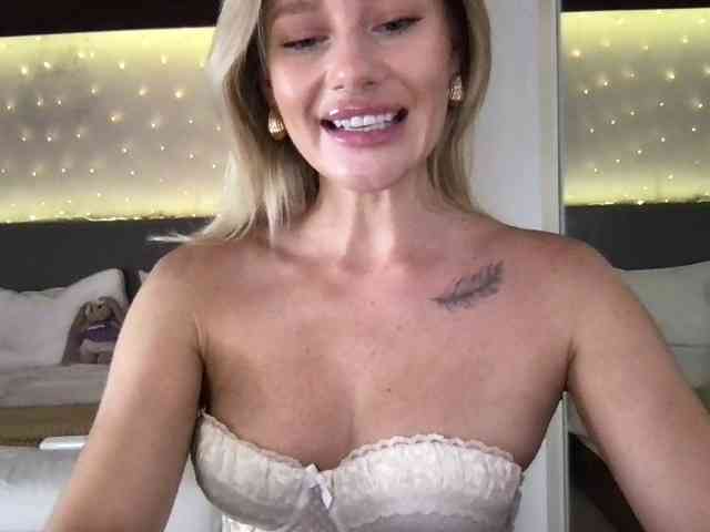 StellaMuse webcam