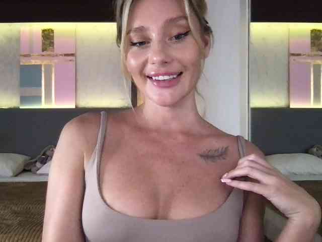 StellaMuse webcam