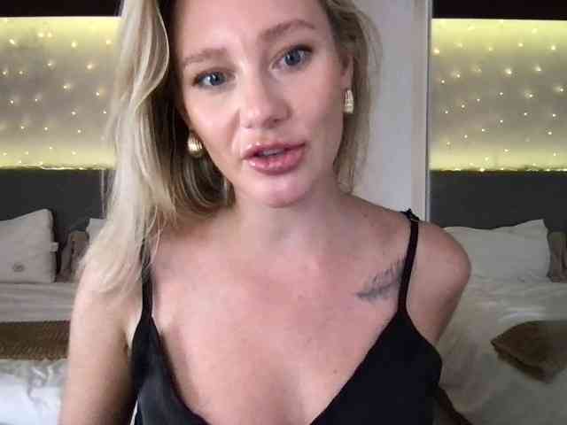 StellaMuse webcam
