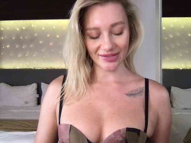 StellaMuse webcam