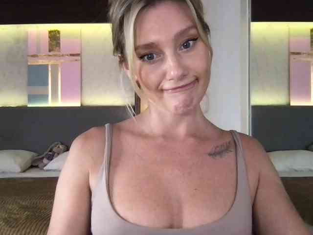 StellaMuse webcam