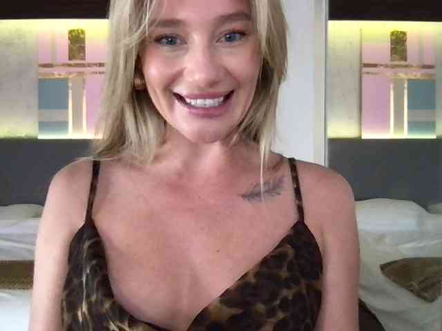 StellaMuse webcam